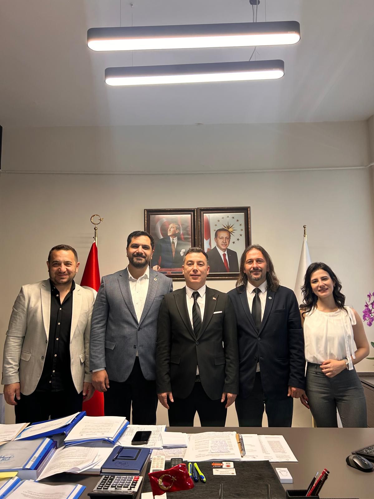 İzmir 9 Eylül Üniversitesi Genel Sekreteri Sayın Prof. Dr. Dündar YENER'i makamında ziyaretettik