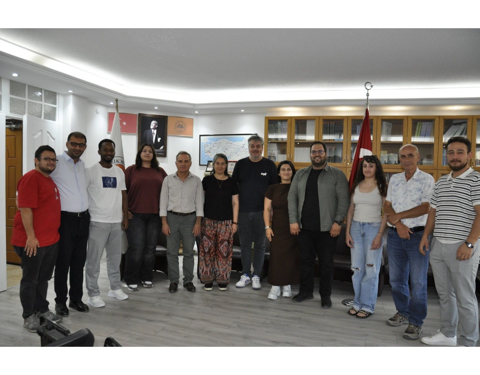 Karayolları Genel Müdürlüğünde (KGM) stajlarını sürdüren öğrencilerimiz Odamızı ziyaret etti.