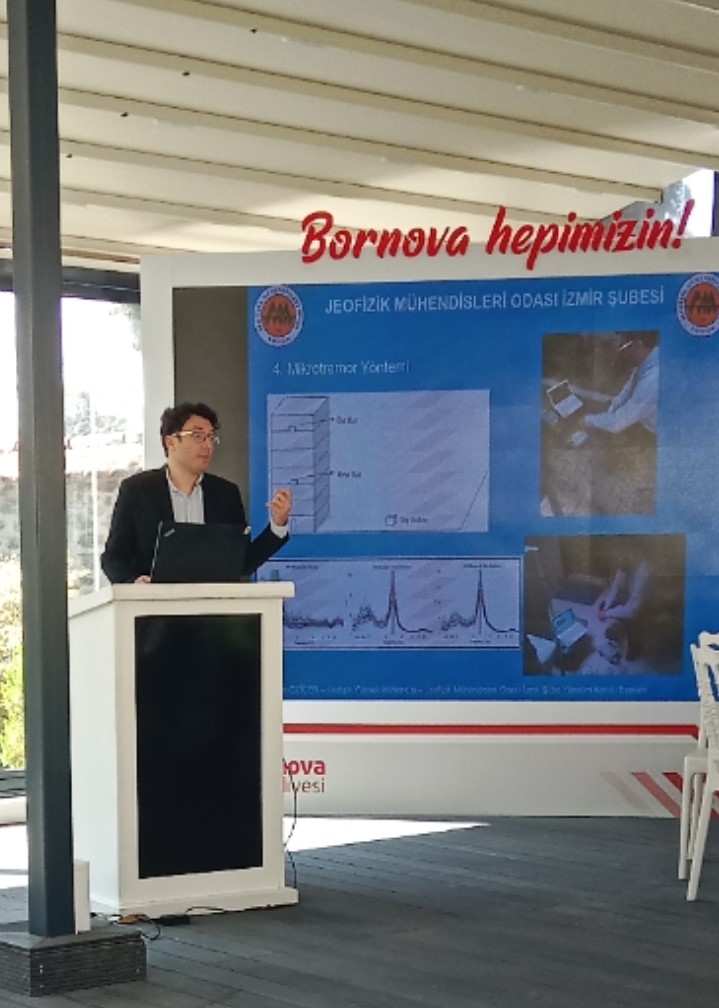 TÜRK KADINLAR BİRLİĞİ BORNOVA ŞUBESİ ÜEYELERİNE SEMİNER VERİLDİ