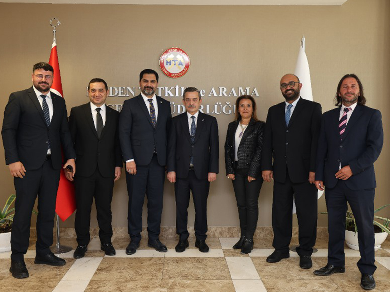 Maden Tetkik ve Arama Genel Müdürü, Jeofizik Etütleri Dairesi Başkanı ve Jeoloji Etütleri Dairesi Başkanı ziyaret  