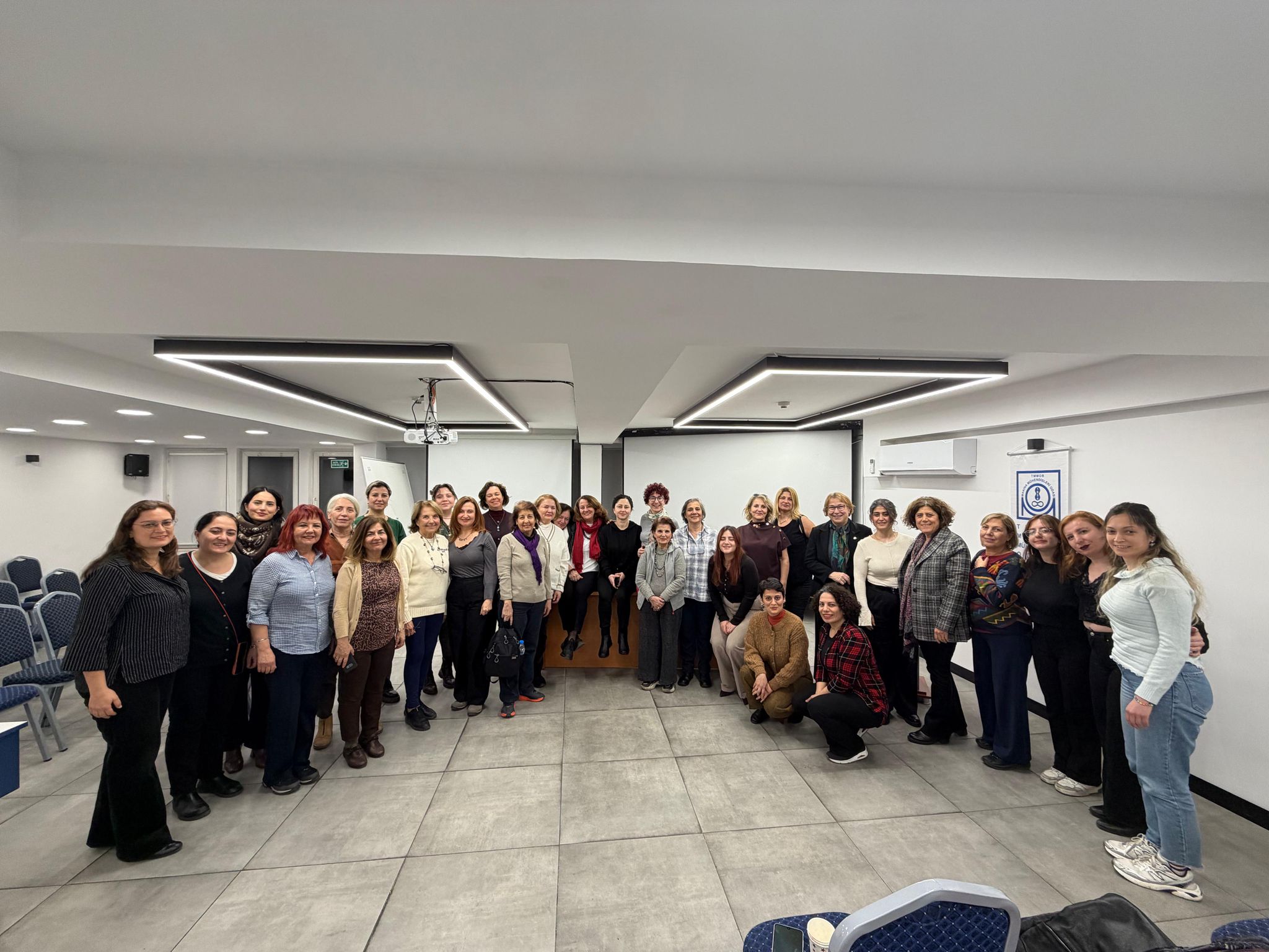 Semiha Arı ile Kadın Emeği, Kriz ve Yoksulluk