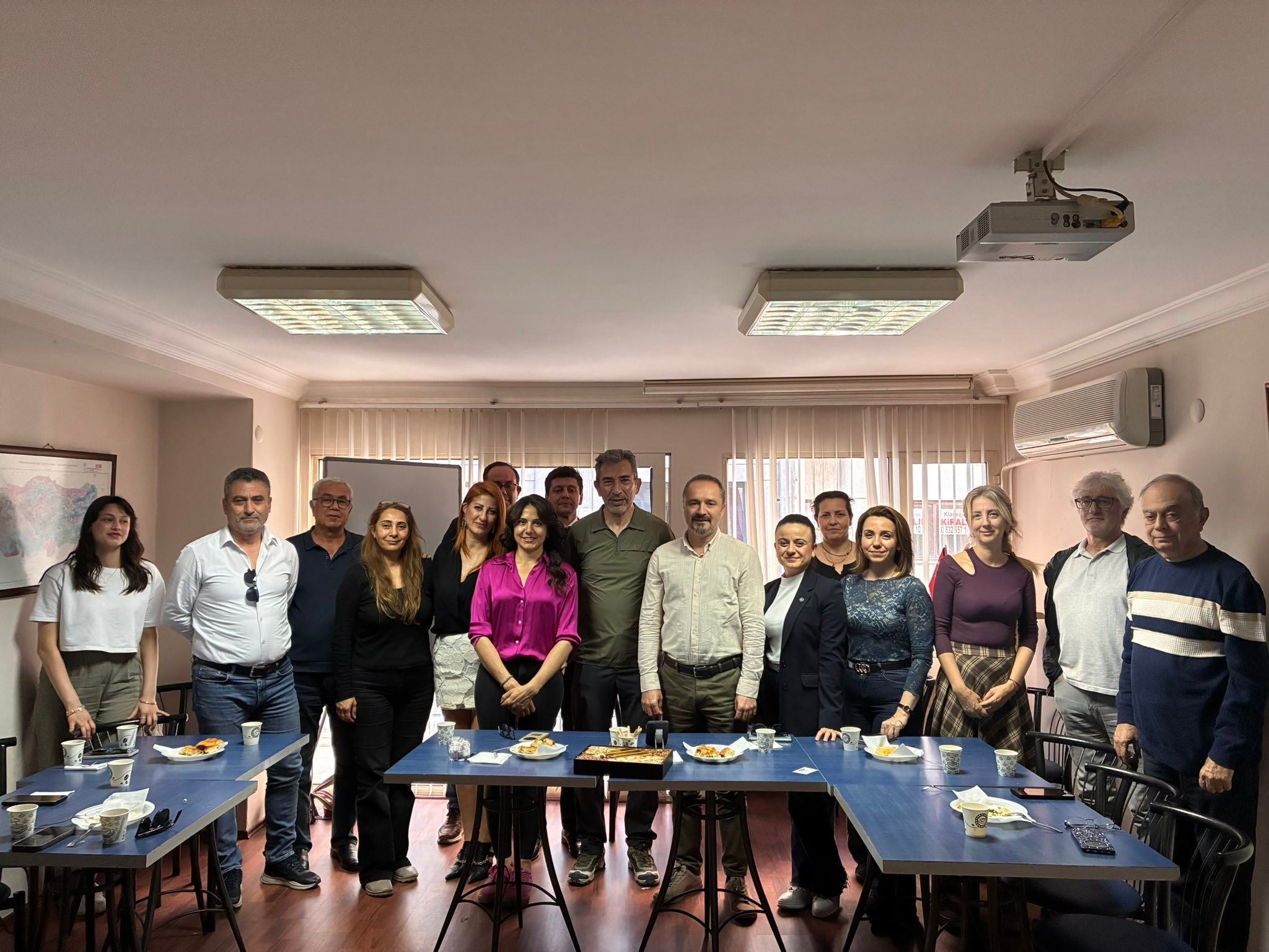 TMMOB JEOLOJİ MÜHENDİSLERİ ODASI İZMİR ŞUBESİ'NİN ODAMIZI ZİYARETİ