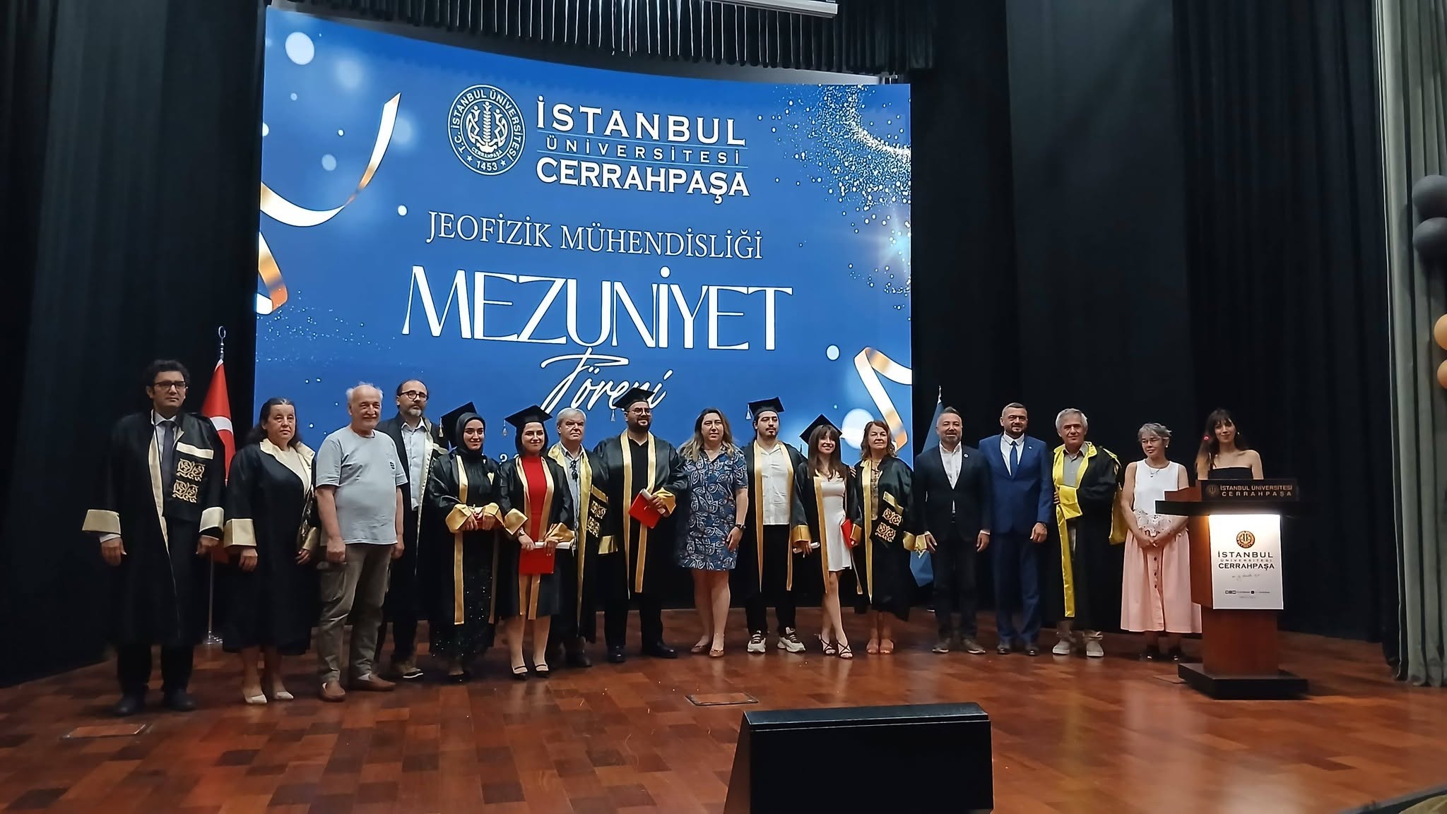 İstanbul Üniversitesi-Cerrahpaşa Jeofizik Mühendisliği Bölümü Mezuniyet Töreni