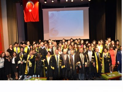 <BR>TC İSTANBUL ÜNİVERSİTESİ MEZUNİYET TÖRENİ YAPILDI
