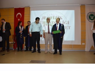 <BR><BR>TC KOCAELİÜNİVERSİTESİ MEZUNİYET TÖRENİ YAPILDI