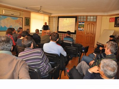 JEOFİZİK ELEKTRİK YÖNTEMLERİNDE 2 BOYUTLU TOMOGRAFİ VE ARAZİ UYGULAMALARI KONULU SÖYLEŞİTARTIŞMA 14 OCAK 2017 ANKARA DA YAPILDI
