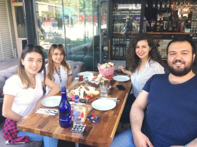 JEOFİZİK MÜHENDİSLİĞİ BÖLÜMÜ ÖĞRENCİLERİ İLE KAHVALTI