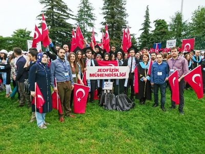 <BR><BR>KTÜ MEZUNİYET TÖRENİ YAPILDI