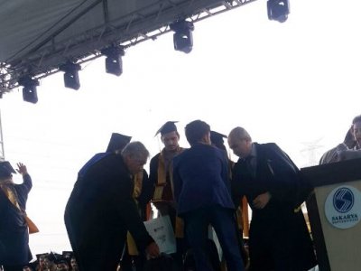 SÜ JEOFİZİK MÜHENDİSLİĞİ BÖLÜMÜ MEZUNİYET TÖRENİ YAPILDI