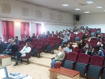 SUPHİ KOYUNCUOĞLU ANADOLU LİSESİ`NDE MESLEKİ TANITIM VE TEMEL AFET BİLİNCİ EĞİTİMİ SEMİNERLERİ VERİLDİ