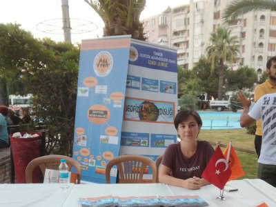 KARABAĞLAR BELEDİYESİ 17 AĞUSTOS DEPERMİ ANMA ETKİNLİĞİNDE STAND AÇILDI