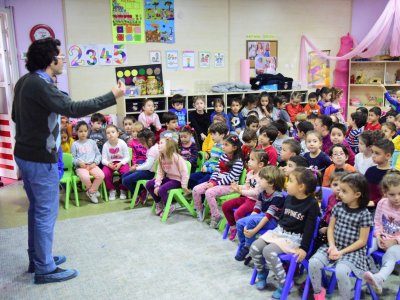 BAYRAKLI MERKEZ ANAOKULU ÖĞRENCİLERİNE DEPREM SEMİNERİ VERİLDİ