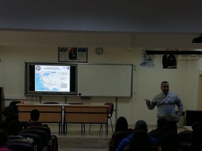 CUMHURİYET MESLEKİ VE TEKNİK ANADOLU LİSESİ`NDE MESLEKİ TANITIM SEMİNERİ VERİLDİ