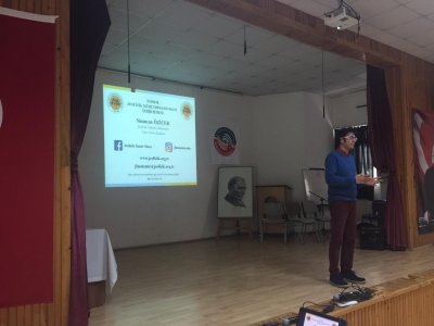 SUPHİ KOYUNCUOĞLU ANADOLU LİSESİ`NDE MESLEK TANITIM SEMİNERİ VE TEMEL AFET BİLİNCİ EĞİTİM SEMİNERLERİ VERİLDİ