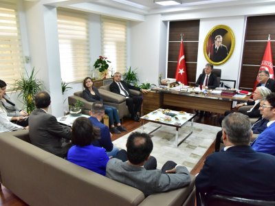 TMMOB İZMİR İL KOORDİSNASYON KURULU OLARAK BORNOVA BELEDİYE BAŞKANI SN MUSTAFA İDUĞ MAKAMINDA ZİYARET EDİLDİ