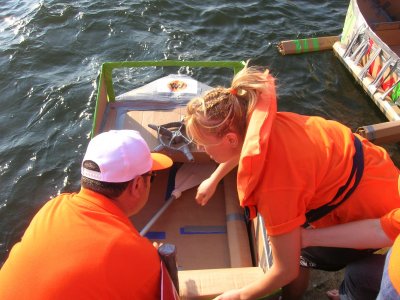 TMMOB GEMİ MÜHENDİSLERİ ODASI İZMİR ŞUBESİ 3 KARTONDAN TEKNELER ETKİNLİĞİ GERÇEKLEŞTİRİLDİ