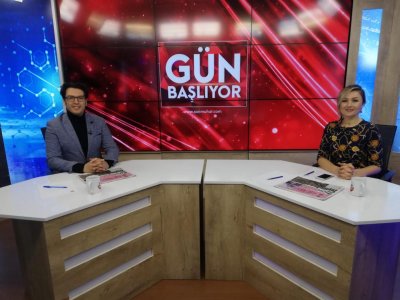 ŞUBE BAŞKANI SİNANCAN ÖZİÇER SON MÜHÜR TV`DE AYŞEGÜL KOÇ`UN SUNDUĞU GÜN BAŞLIYOR PROGRAMINA KONUK OLMUŞTUR