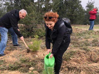 EGE ORMAN VAKFI JEOFİZİK MÜHENDİSLERİ ODASI KORUSU FİDAN DİKİMİ