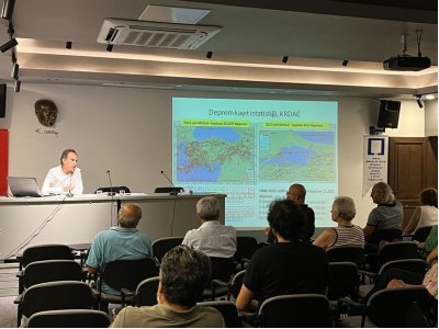 MİMARLAR ODASI İSTANBUL BÜYÜKKENT ŞUBESİ DEPREM KONULU BİR SÖYLEŞİ GERÇEKLEŞTİRDİ