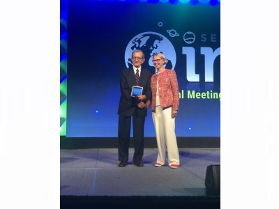 ÖZ YILMAZ SOCIETY OF EXPLORATION GEOPHYSICITSSEG MAURICE EWING MADALYASI ÖDÜL TÖRENİ KONUŞMASI 