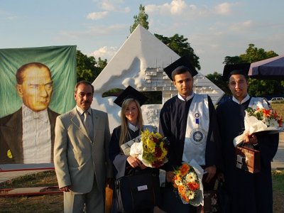 ANKARA ÜNİVERSİTESİ JEOFİZİK MÜHENDİSLİĞİ BÖLÜMÜNÜNDE MEZUNİYET TÖRENİ