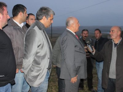 VAN DEPREMİ İÇİN BÖLGEDE İNCELEME YAPILARAK BASINA BİLGİ VERİLDİ