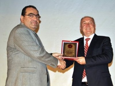 `NAZİLLİ`NİN DEPREMSELLİĞİ VE KENTLEŞME SORUNLARI` PANELİ YAPILDI