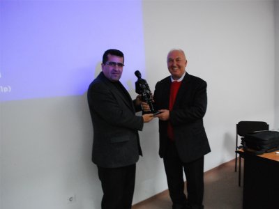 YAPI JEOFİZİĞİ KURSU ISPARTA`DA YAPILDI