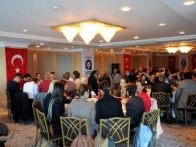 BÜYÜKŞEHİR BELEDİYE BAŞKANI SİVİL TOPLUM KURULUŞLARINA KAHVALTI VERDİ