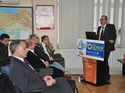 DEPREM VE KENTSEL DÖNÜŞÜM SEMİNERİ YAPILDI