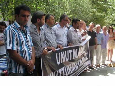 <BR><BR>UNUTMADIKUNUTTURMAYACAĞIZ 