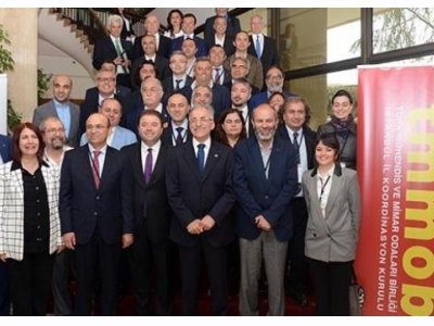 TMMOB`YE BAĞLI ODALAR İSTANBULDA CHP`Lİ 14 BELEDİYE İLE ORTAK MESLEKİ DENETİM VE TEKNİK İŞBİRLİĞİ PROTOKOLÜ İMZALADI
