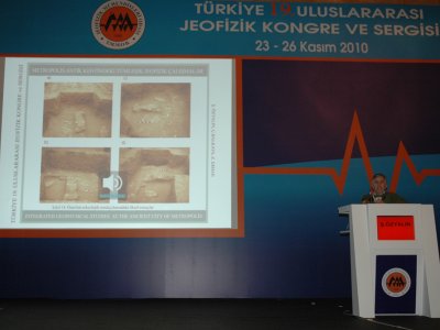 TÜRKİYE 19 ULUSLARARASI JEOFİZİK KONGRE VE SERGİSİ 2 VE 3 GÜNLERİNDE 132 SÖZLÜ BİLDİRİ VE 44 POSTER BİLDİRİ SUNULMUŞTUR